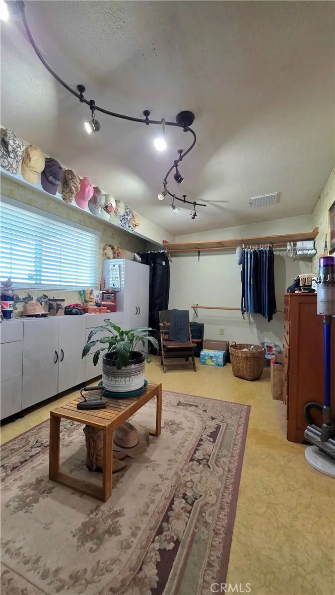 47527 Silver Valley Road Newberry Springs, CA 92365