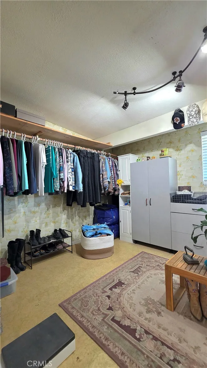 47527 Silver Valley Road Newberry Springs, CA 92365