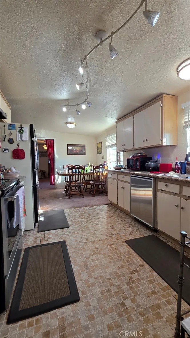 47527 Silver Valley Road Newberry Springs, CA 92365