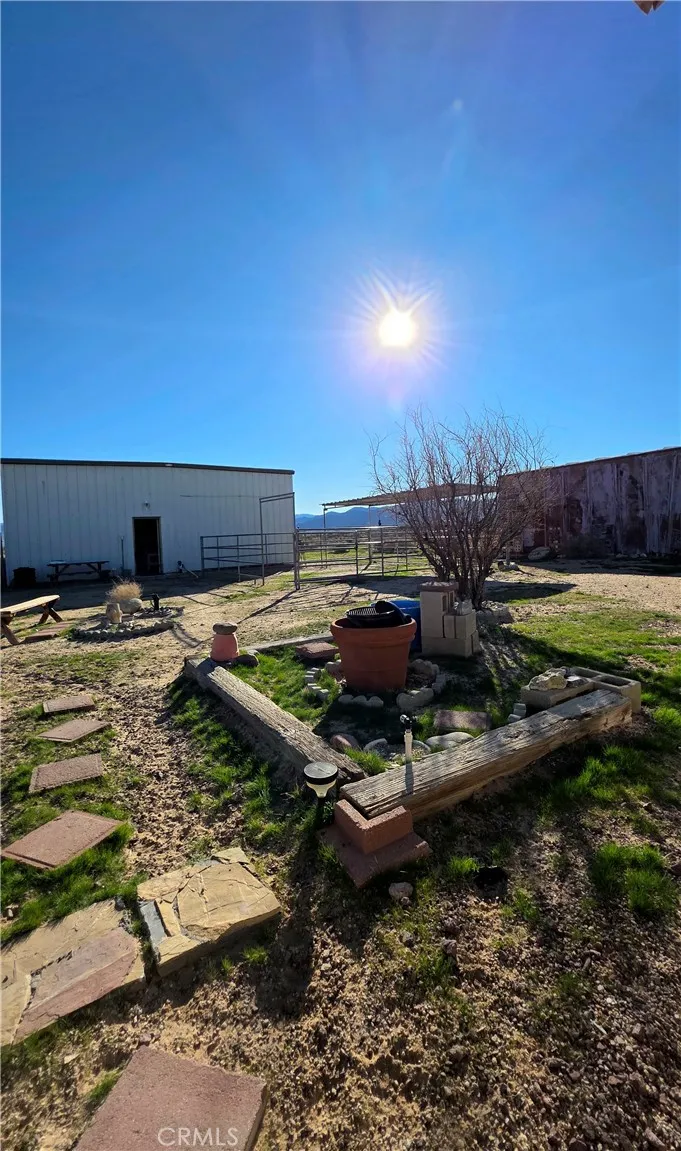 47527 Silver Valley Road Newberry Springs, CA 92365