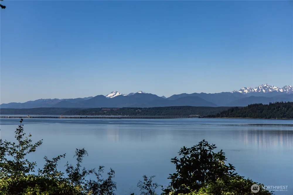 35275 Hood Canal Drive NE Kingston, WA 98346
