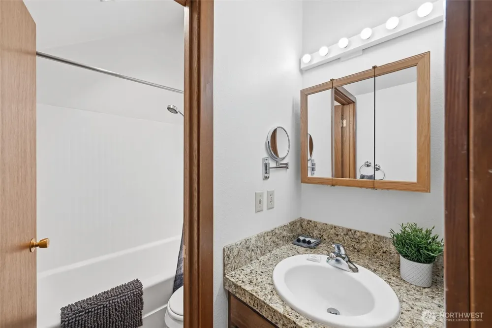 10500 Mt Baker Hwy #906 Deming, WA 98244