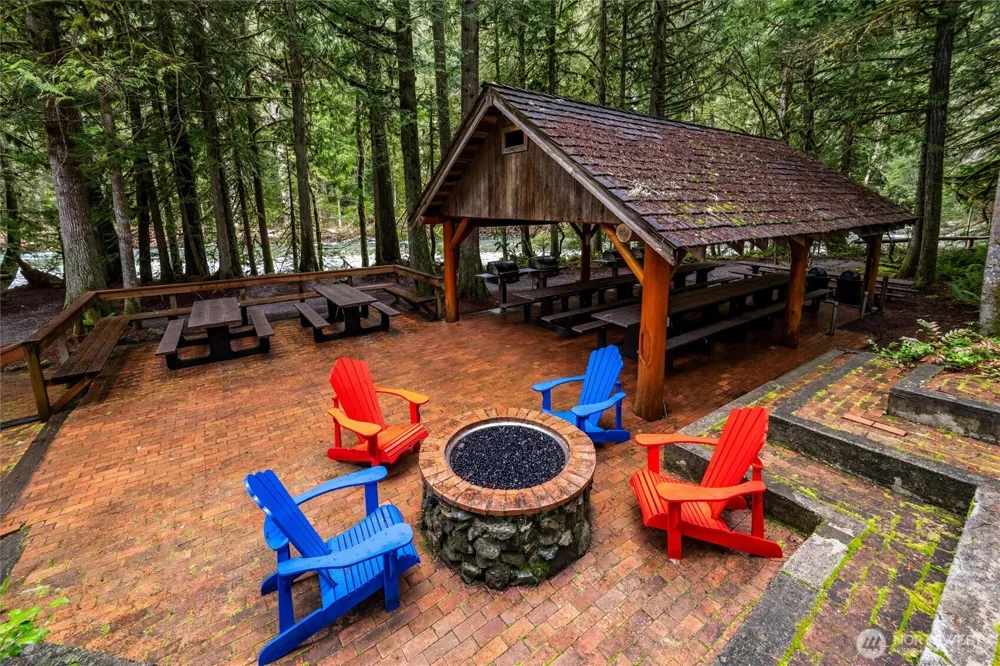 10500 Mt Baker Hwy #906 Deming, WA 98244