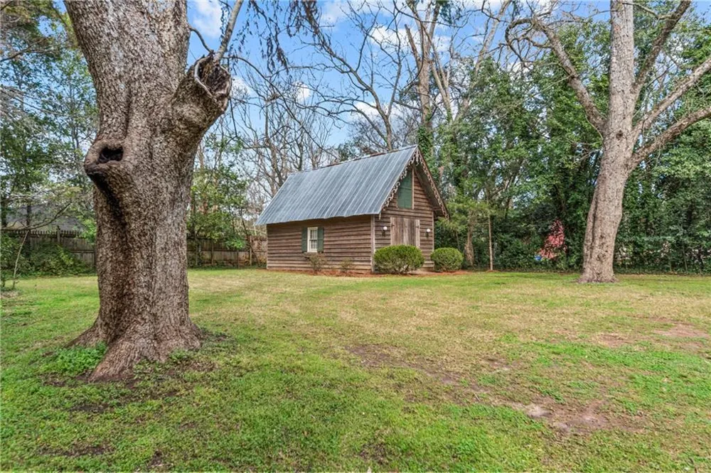 301 East Street Greensboro, GA 30642