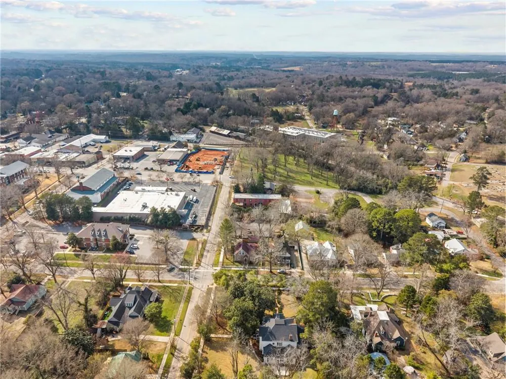 301 East Street Greensboro, GA 30642