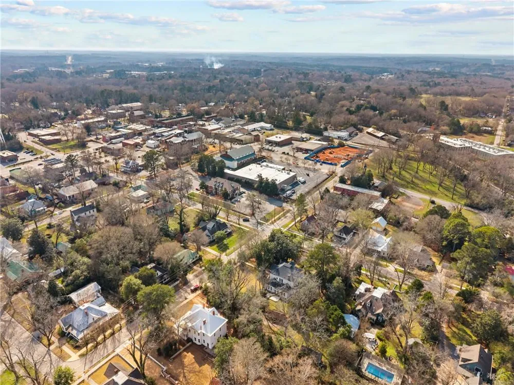 301 East Street Greensboro, GA 30642
