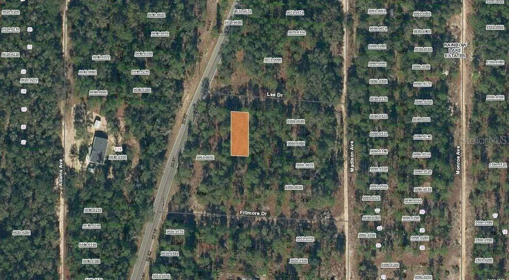 103 LEE DR Hawthorne, FL 32640