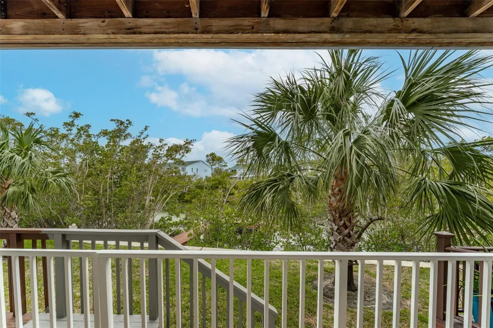9936 INDIAN KEY TRAIL #22 Seminole, FL 33776