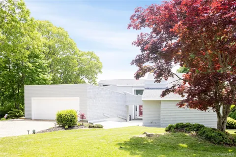 6 Bay View Drive