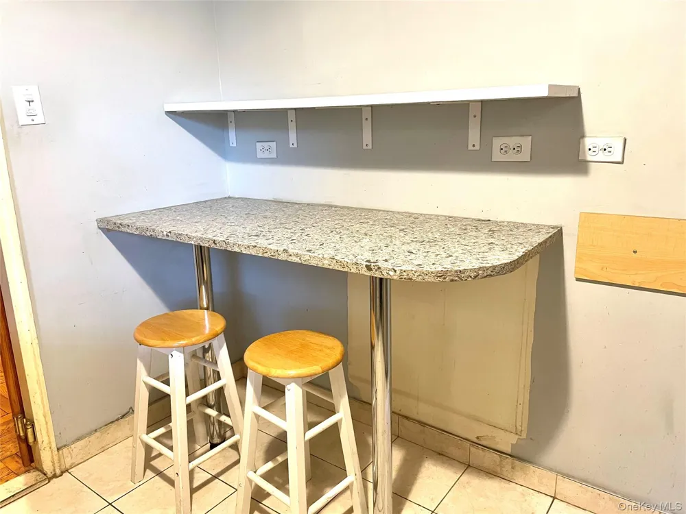 110-45 Queens BLvd #215 Forest Hills, NY 11375