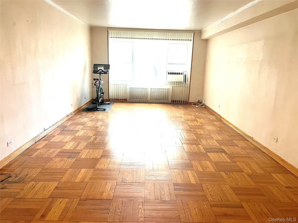 110-45 Queens BLvd #215 Forest Hills, NY 11375