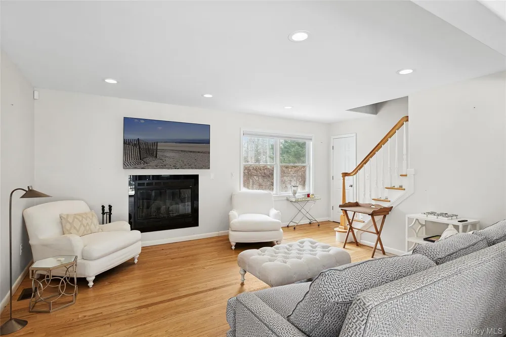 11 Valley Street East Hampton, NY 11937