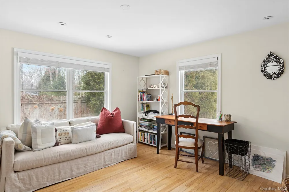 11 Valley Street East Hampton, NY 11937