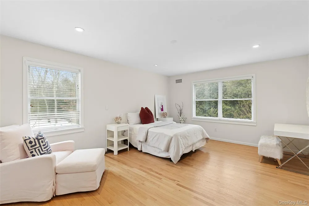 11 Valley Street East Hampton, NY 11937