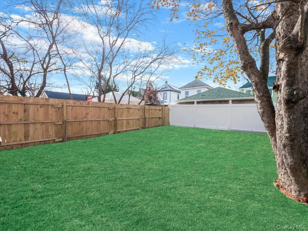 10514 Van Wyck Expressway Richmond Hill S., NY 11419