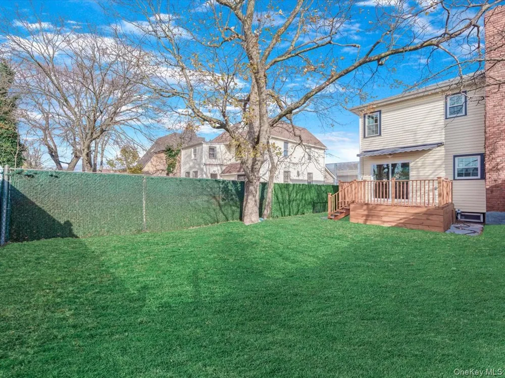 10514 Van Wyck Expressway Richmond Hill S., NY 11419