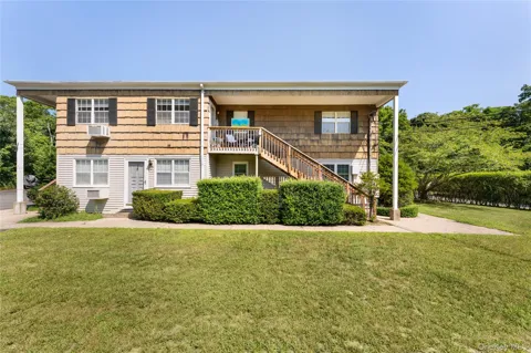 40 Canoe Place Road #5