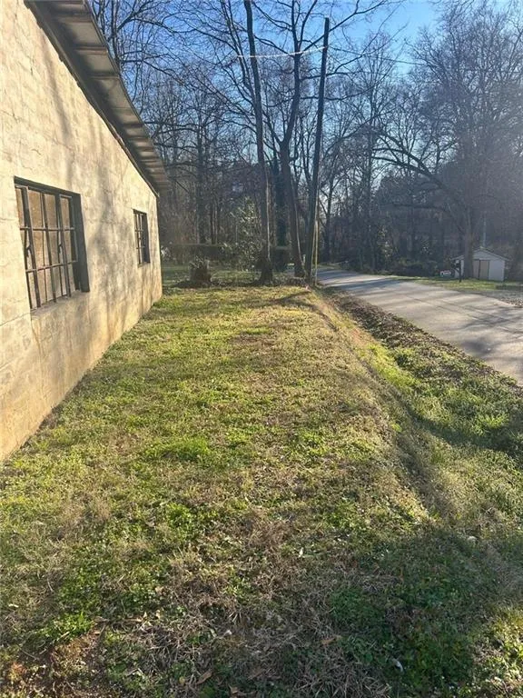 857 College Street Royston, GA 30662