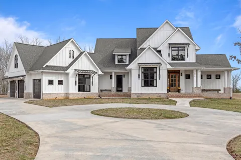 2070 River Bluffs Drive