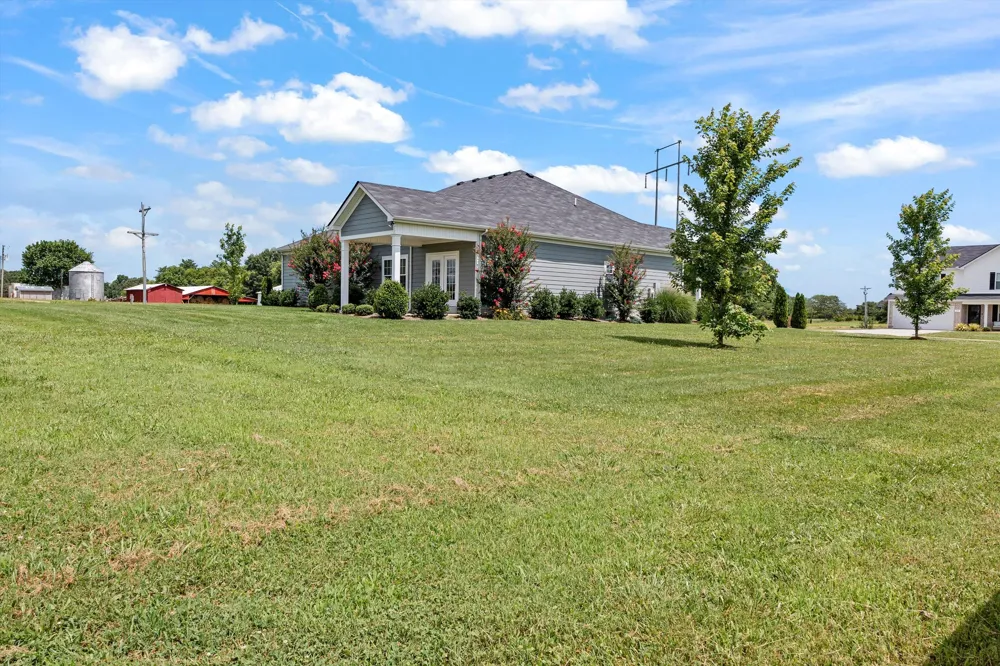 26 Mimosa Dr Decherd, TN 37324