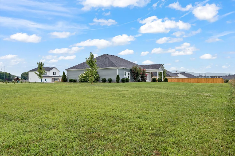 26 Mimosa Dr Decherd, TN 37324