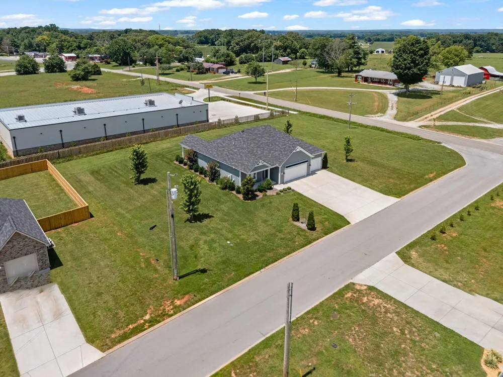26 Mimosa Dr Decherd, TN 37324