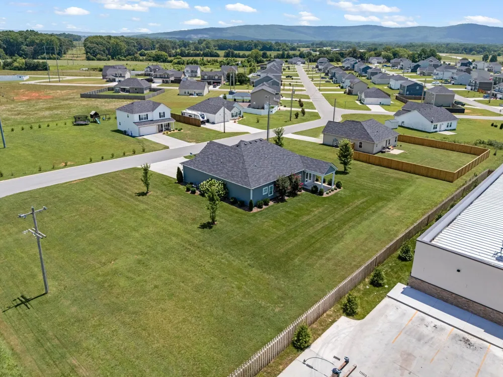 26 Mimosa Dr Decherd, TN 37324