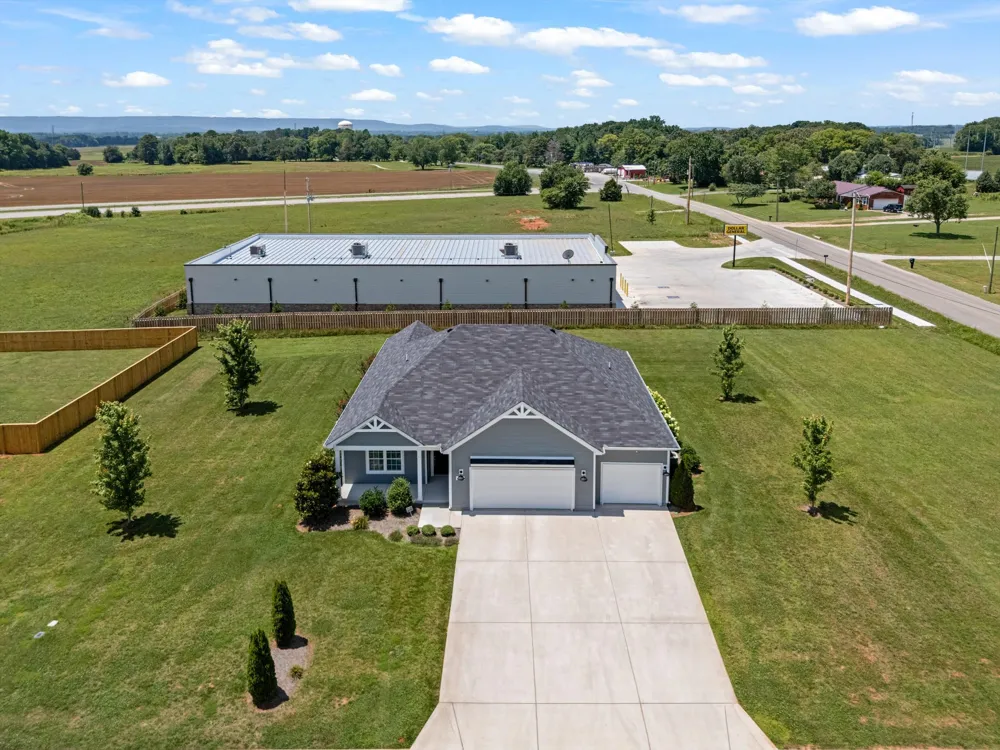 26 Mimosa Dr Decherd, TN 37324