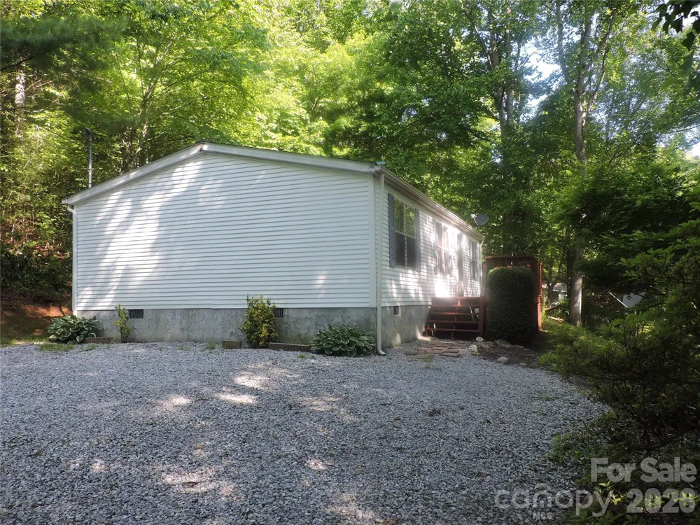2271 Gouges Creek Road Spruce Pine, NC 28777