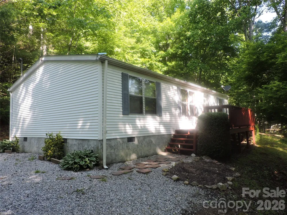 2271 Gouges Creek Road Spruce Pine, NC 28777