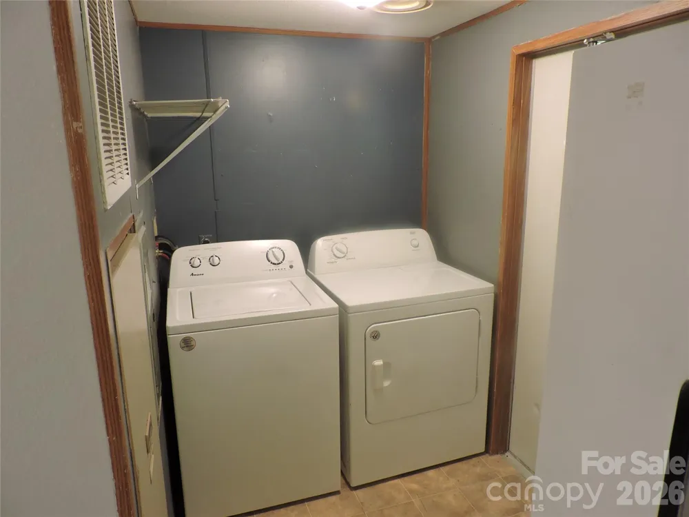 2271 Gouges Creek Road Spruce Pine, NC 28777