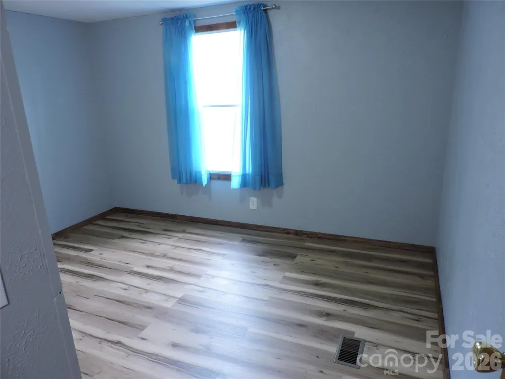 2271 Gouges Creek Road Spruce Pine, NC 28777