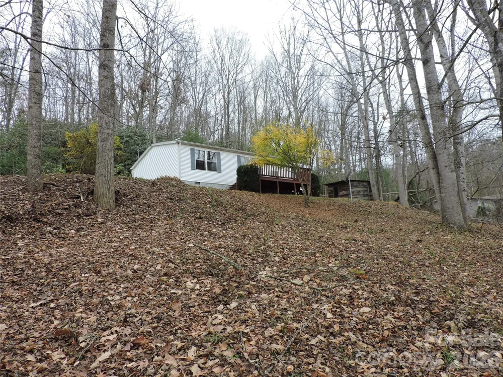 2271 Gouges Creek Road Spruce Pine, NC 28777