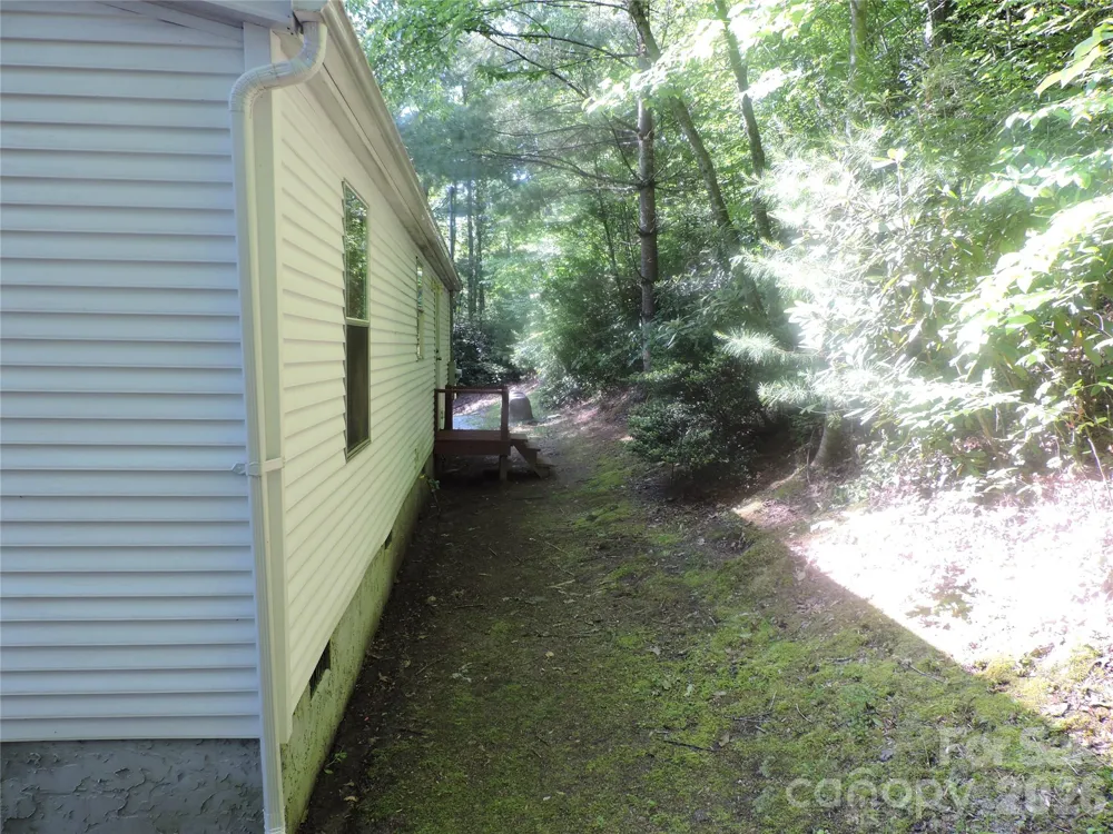 2271 Gouges Creek Road Spruce Pine, NC 28777