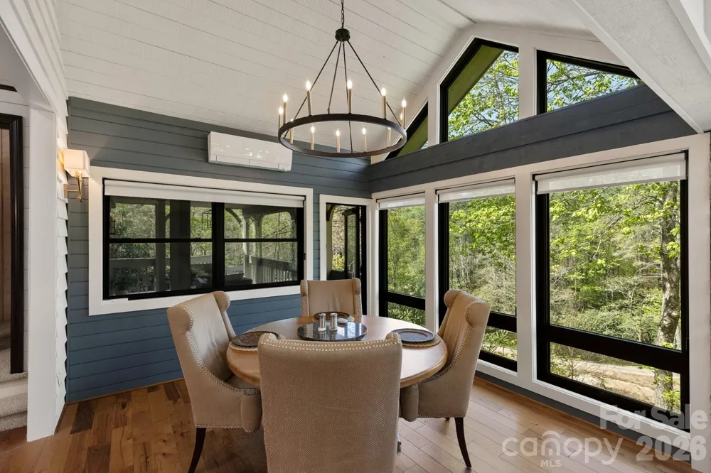 940 Winding Creek Road Sapphire, NC 28774