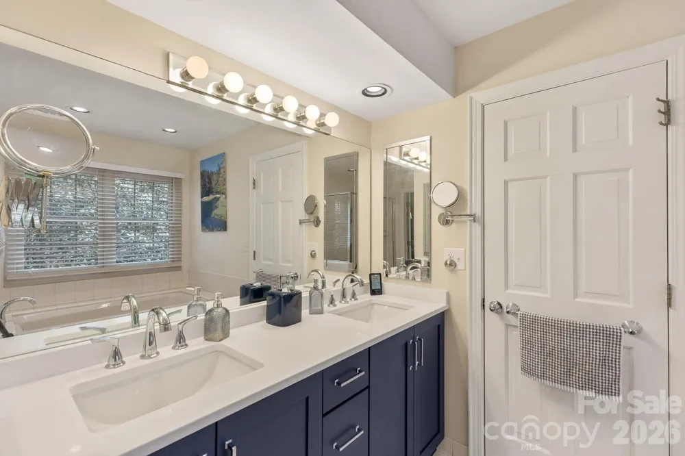 940 Winding Creek Road Sapphire, NC 28774
