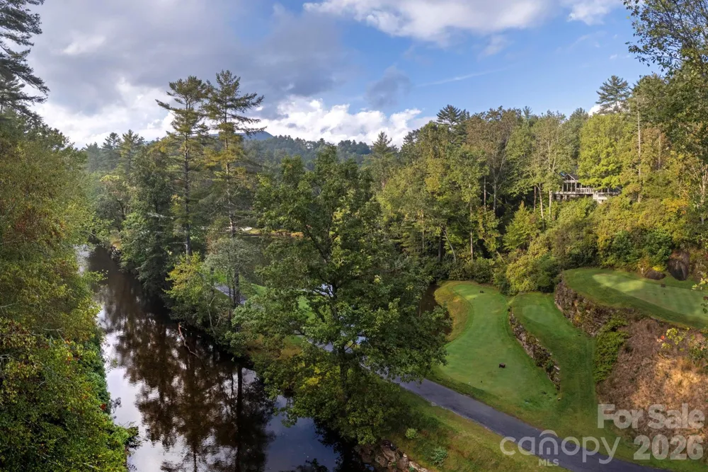 940 Winding Creek Road Sapphire, NC 28774