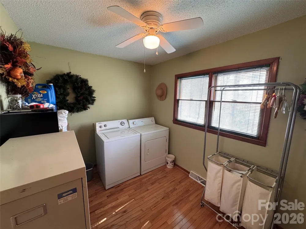 35 Azalea Drive Spruce Pine, NC 28777
