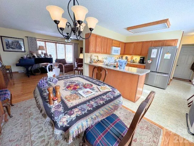 35 Azalea Drive Spruce Pine, NC 28777