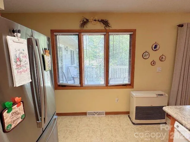 35 Azalea Drive Spruce Pine, NC 28777
