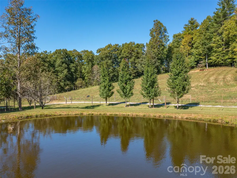 1050 Dale Road Spruce Pine, NC 28777