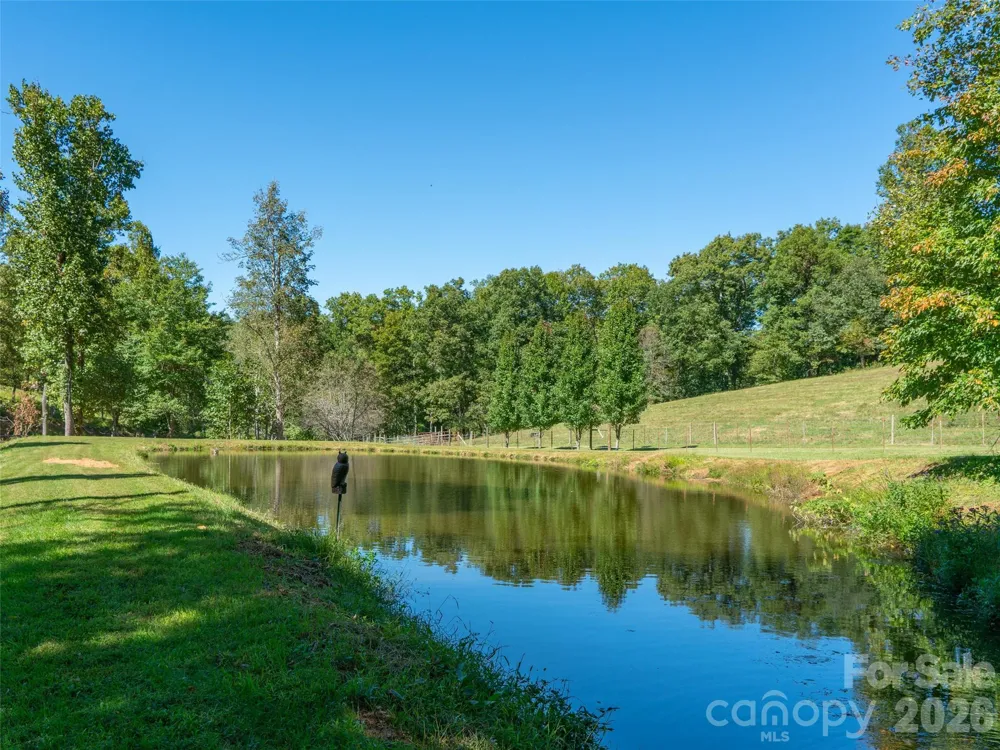 1050 Dale Road Spruce Pine, NC 28777