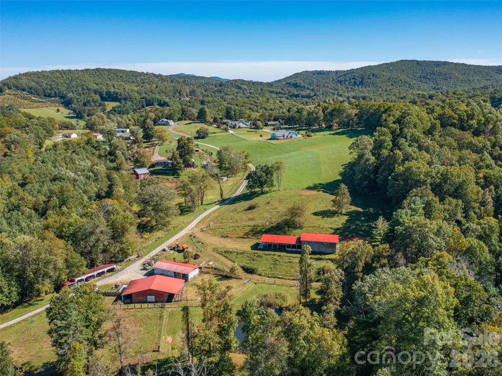 1050 Dale Road Spruce Pine, NC 28777