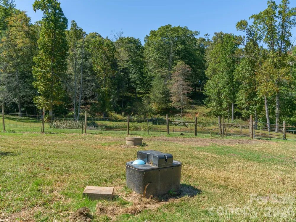 1050 Dale Road Spruce Pine, NC 28777