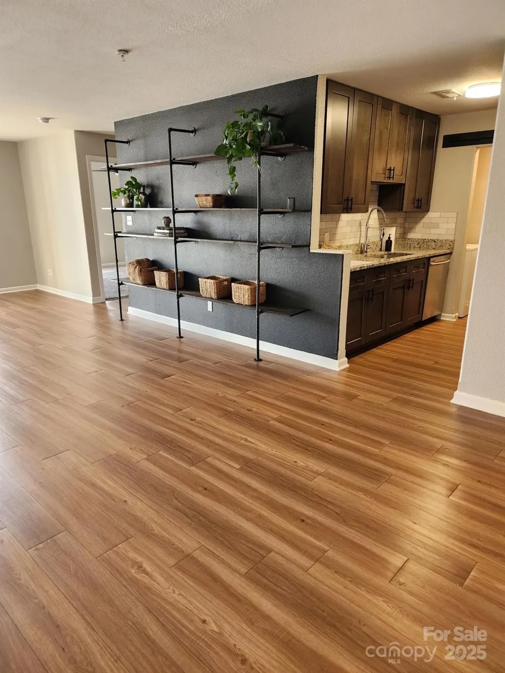 6423 Town Hall Place Harrisburg, NC 28075