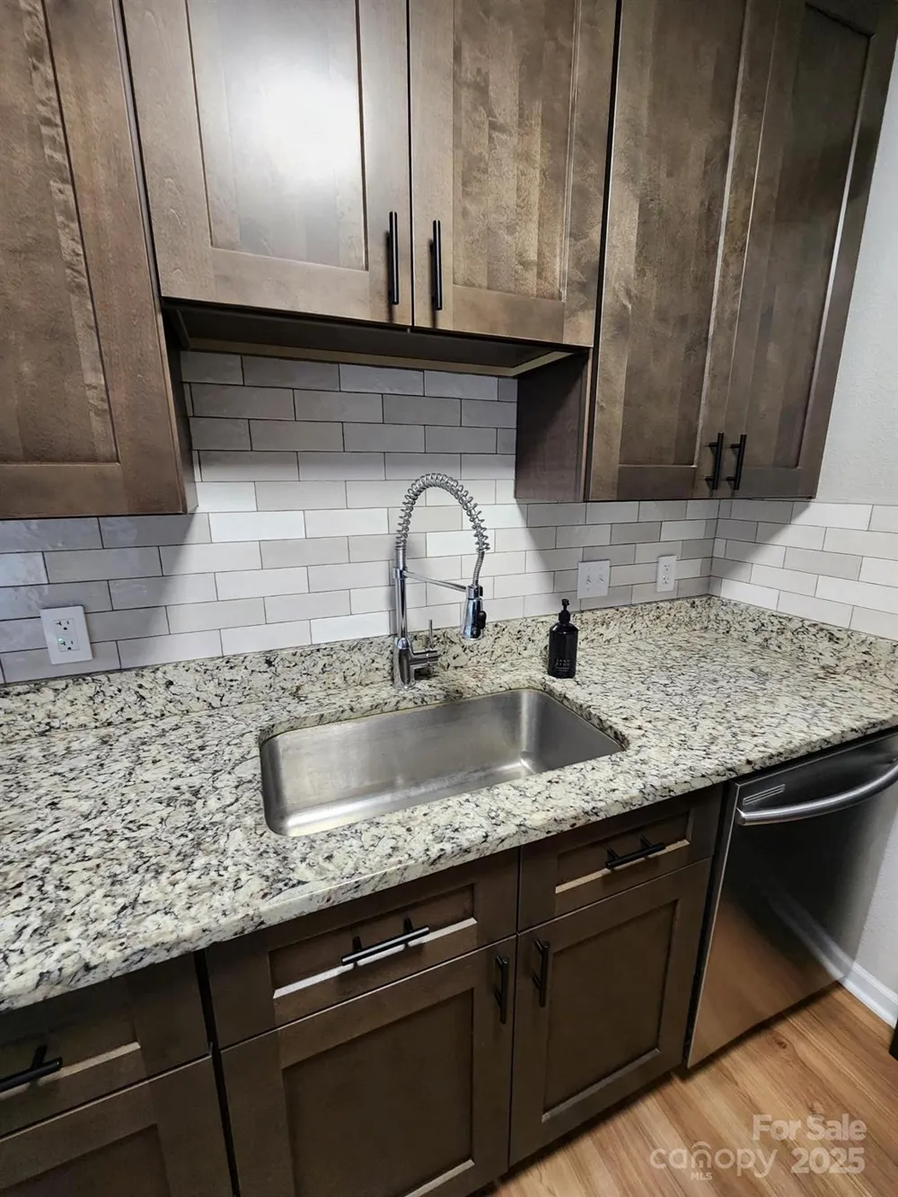 6423 Town Hall Place Harrisburg, NC 28075