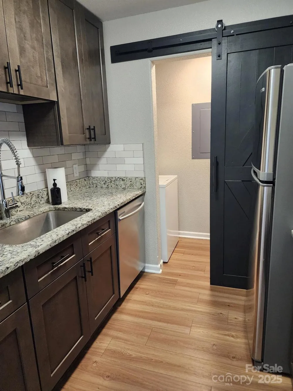6423 Town Hall Place Harrisburg, NC 28075