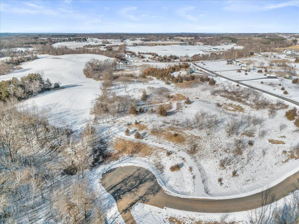 452 147th Avenue Somerset, WI 54082