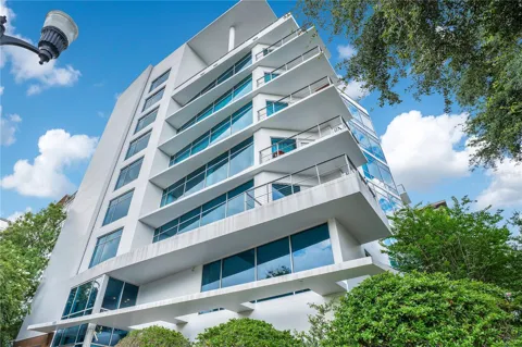 525 E JACKSON STREET #509