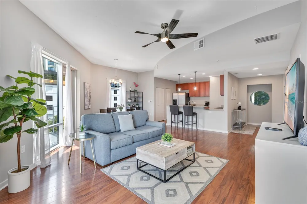 525 E JACKSON STREET #509 Orlando, FL 32801
